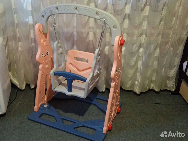 Детский игровой центр с горкой