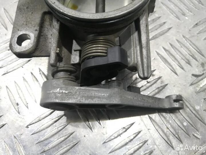 Дроссельная заслонка механическая двигателя K4MA