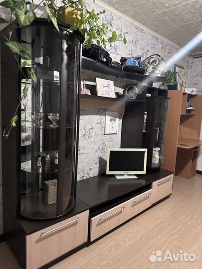 Стенка горка в гостинную бу