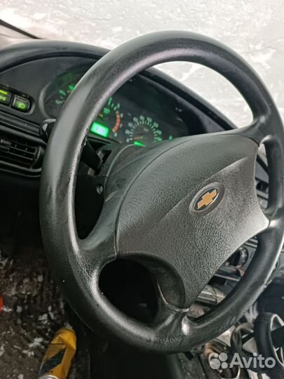 Руль нива Шевроле