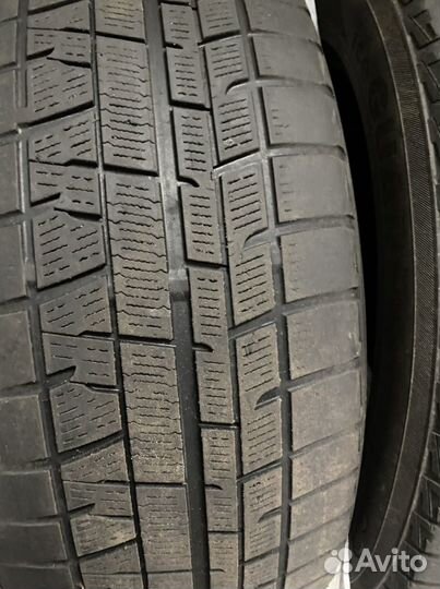 Yokohama Ice Guard IG60 215/55 R17