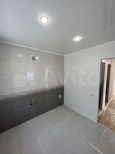 2-к. квартира, 61 м², 1/4 эт.