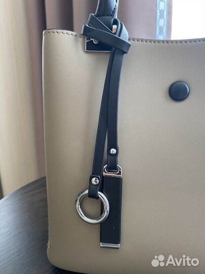 Брелок для сумки