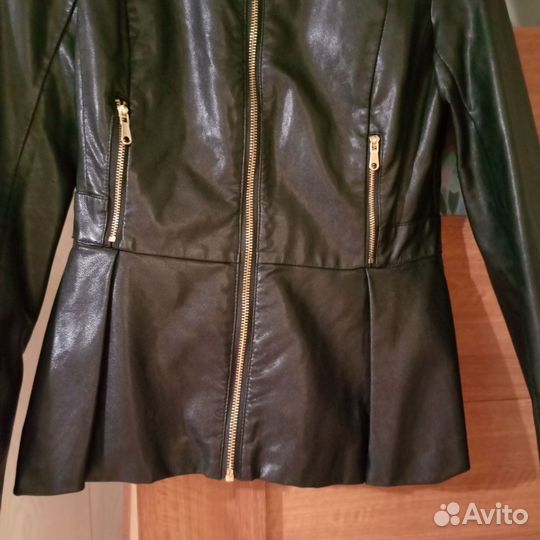 Куртка кожаная женская