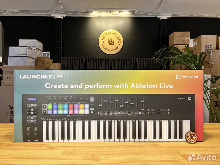 Novation Launchkey 49 MK3 в Наличии