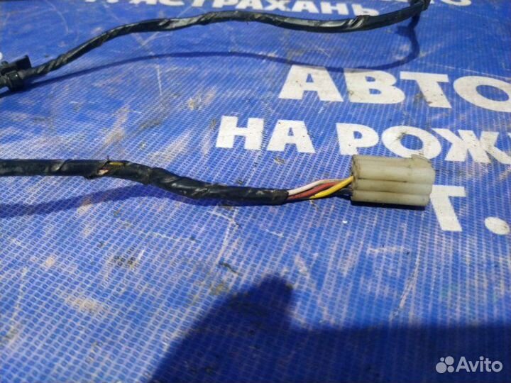 Проводка двери Ваз Лада Калина седан 11183 2010