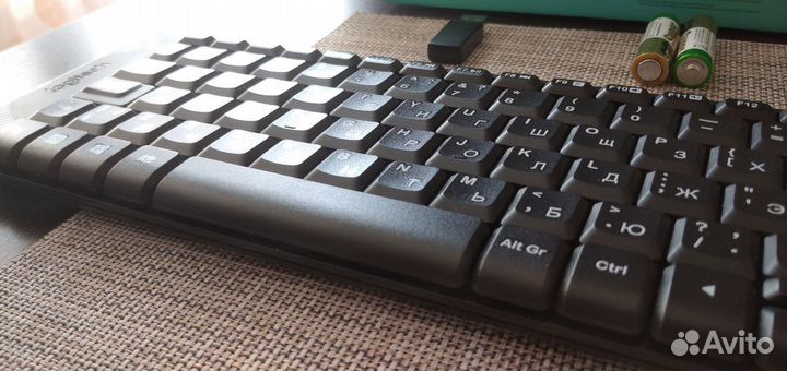 Logitech MK220 комплект (мышь + клавиатура)