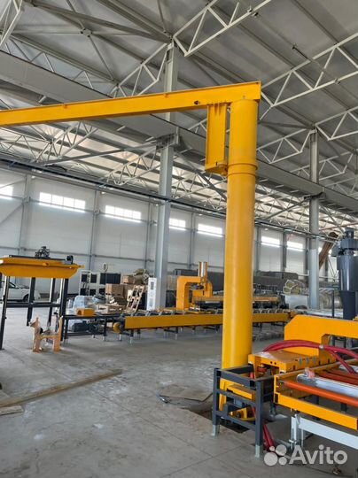 Кран консольный 1,0 тонна