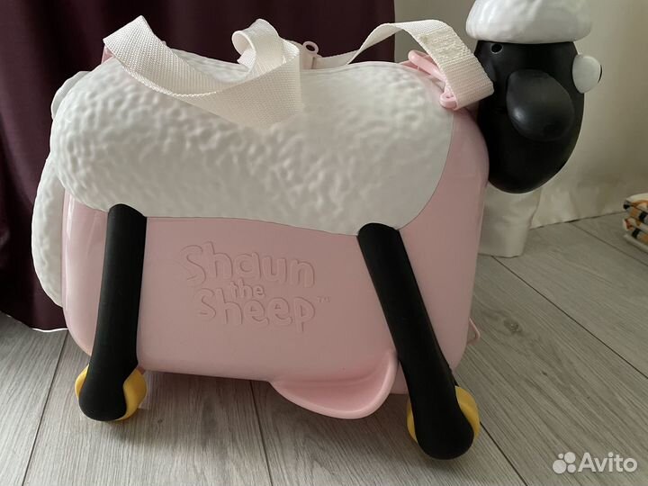 Детский чемодан каталка