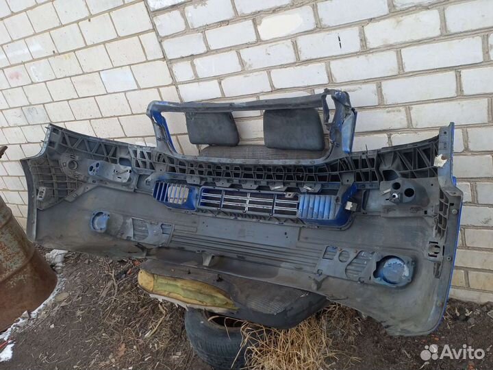 VW T5(03-09) передний бампер 7H0807101 в сборе