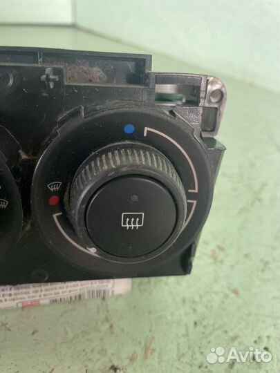 Блок управления печкой peugeot 308