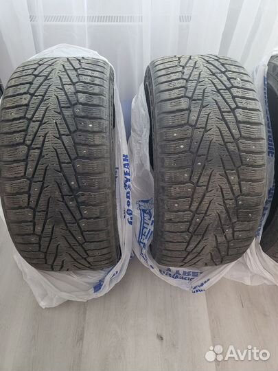 Nokian Tyres Hakkapeliitta 7 275/40 R20