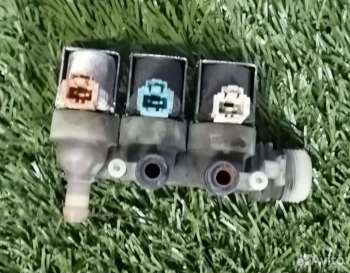 Заливной клапан Indesit 16002172201