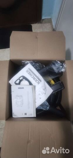 Моющий пылесос Karcher SE 4002