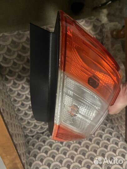 Задний левый фонарь Ford Focus 3 седан