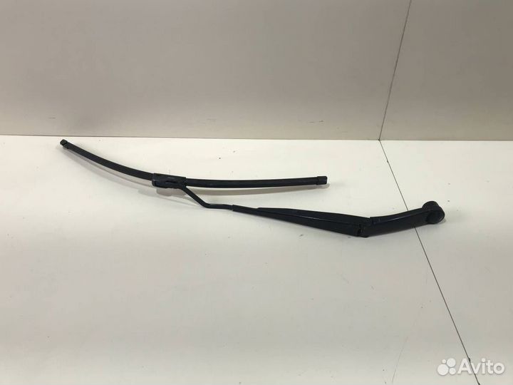 Поводок стеклоочистителя передний левый Hyundai So