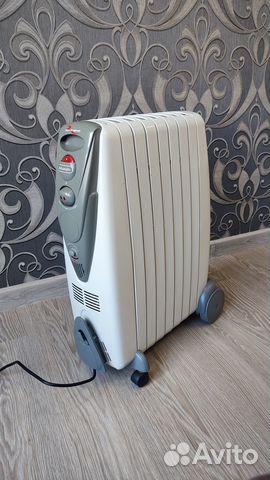 Масляный радиатор De'Longhi G 010715 R Италия