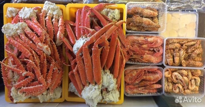 Морепродукты. Парной краб.Парной гребешок.Креветка