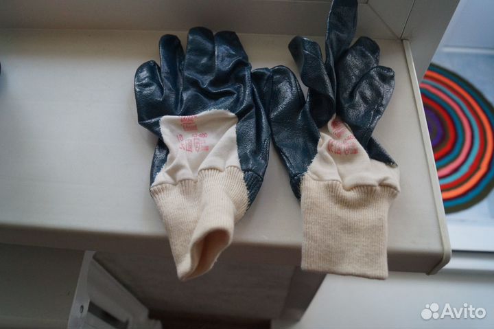 Перчатки прорезиненные