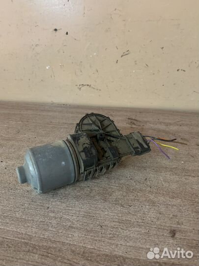 Моторчик дворников Рено Логан