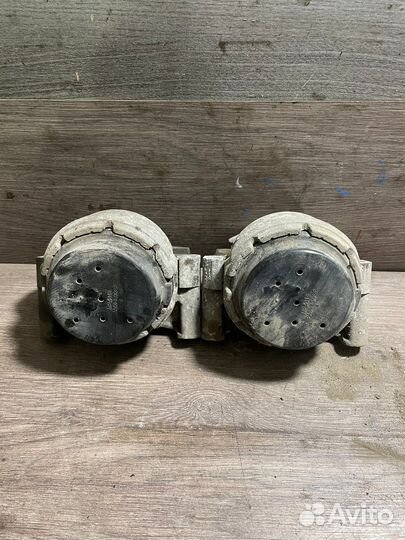 Подушки двигателя Ауди A6 C7 2,8 3,0