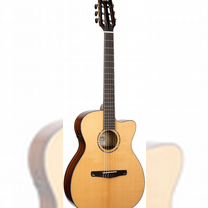 Cort Gold-OC8 Nylon w case NAT