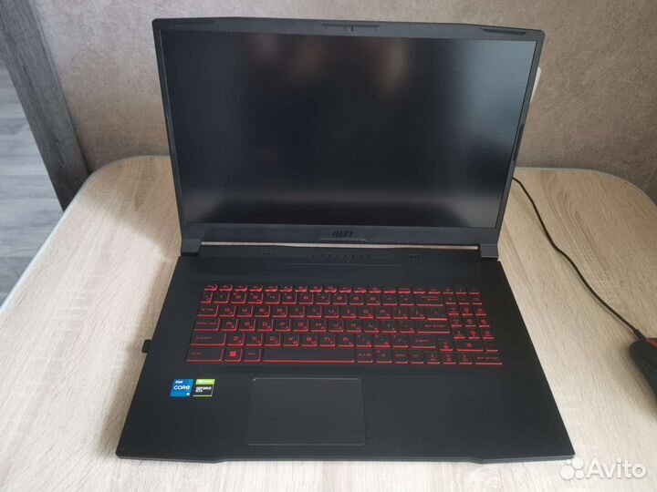 Игровой ноутбук 17.3 msi Gf76 Katana 11SC-483XRU