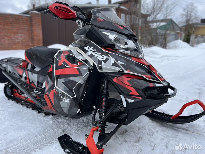 Brp SKI DOO renegade backcountry RS800
