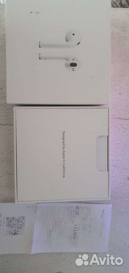 Apple Airpods (2-го поколения)