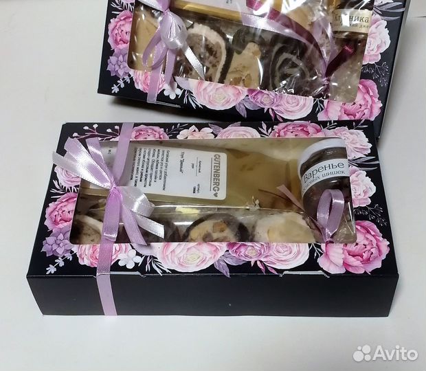 Подарки с чаем и сладостями