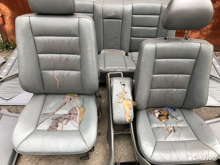 Салон серая кожа комплект W124 седан