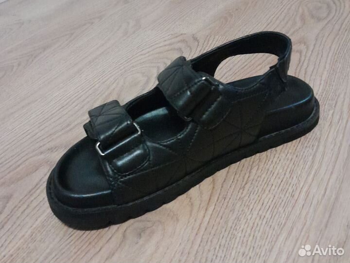 Сандали женские