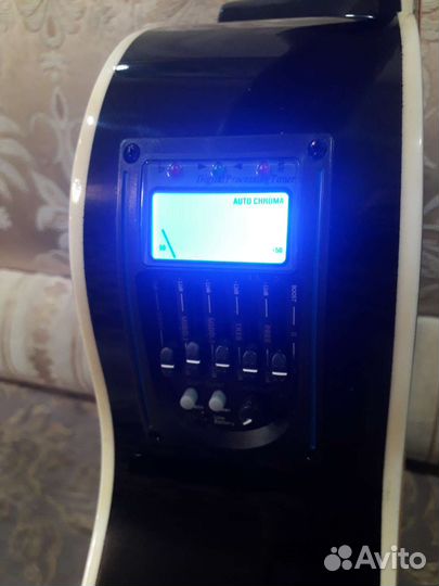 Электроакустическая гитара Элитаро