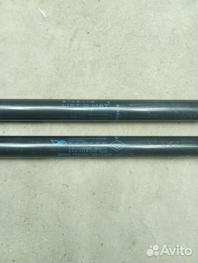 Газовые упоры на Рено Меган