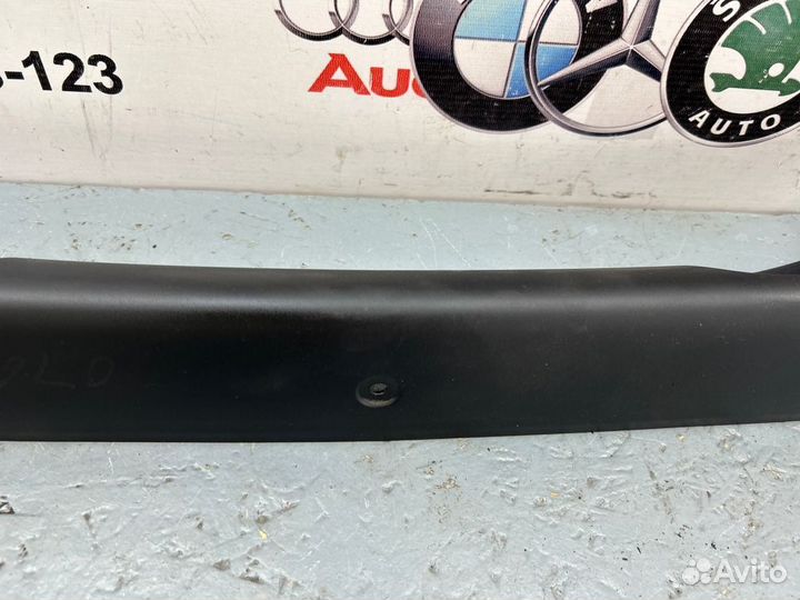 Накладка декоративная Porshe Cayene 9PA 3.2 BFD