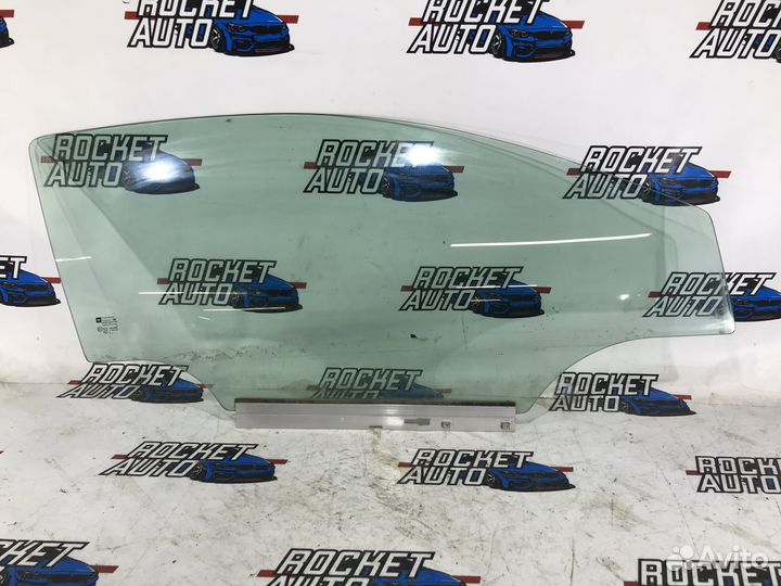 Стекло двери передней правой Opel Astra H 5161310