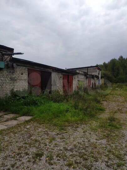 Гараж, > 30 м²