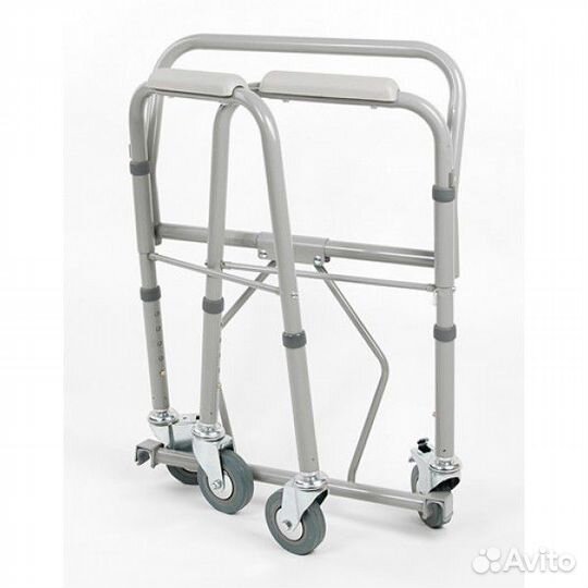 Кресло-туалет на колесах