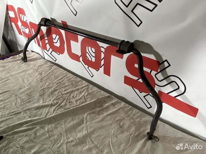 Стабилизатор задний Land Rover Range Rover Evoque