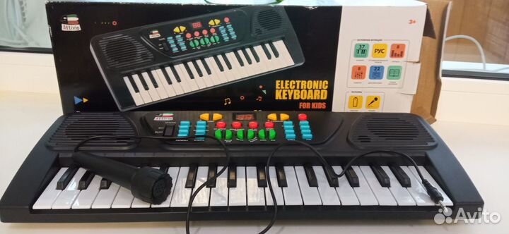 Синтезатор Attivio 37клавиш Черный