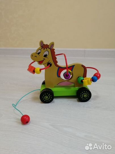 Деревянные каталки, машинки, животные
