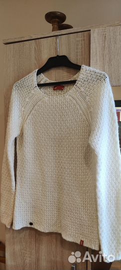 Свитер женский Esprit