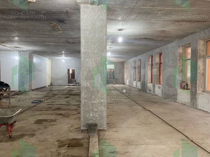 Свободного назначения, 300 м²