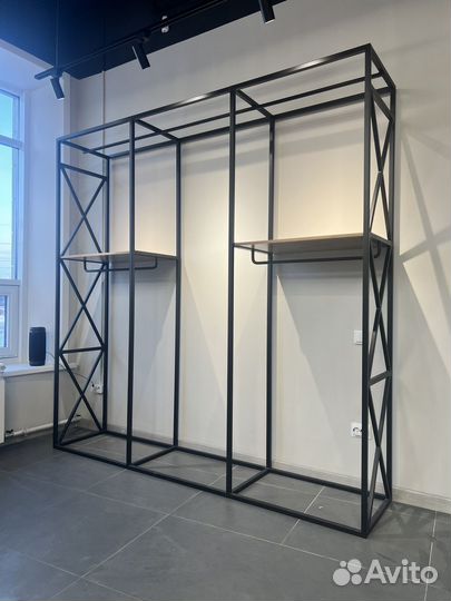 Стеллаж для одежды