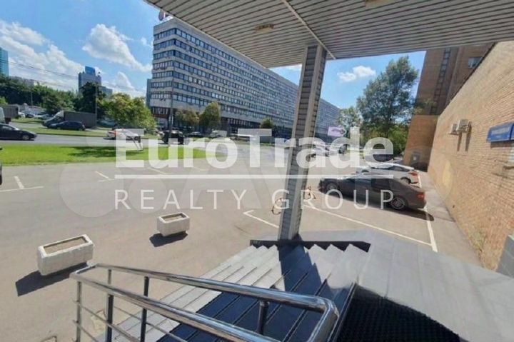 Сдам торговое помещение, 220 м²