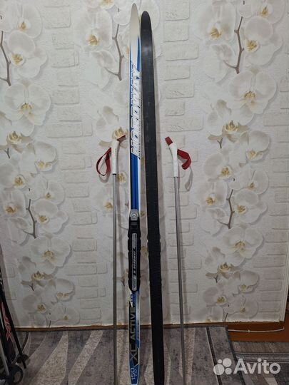 Лыжи беговые детские 150см
