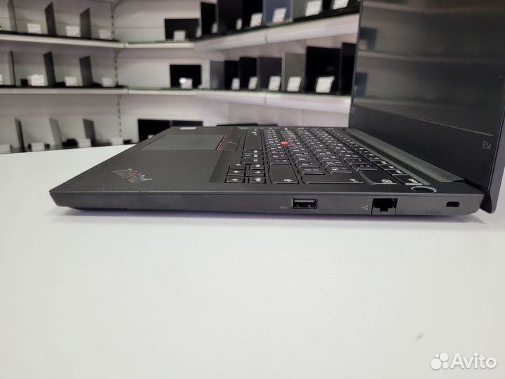 Ультрабук lenovo i3-10110U 8GB DDR4 128GB SSD