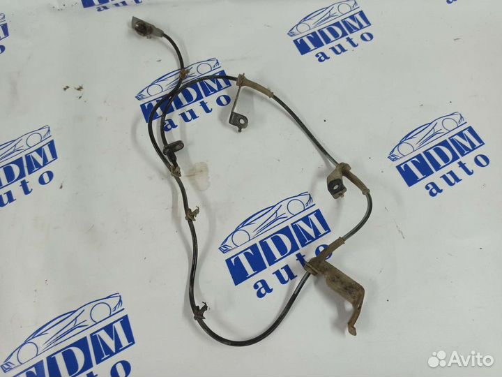 Датчик ABS задний правый Nissan Altima L32