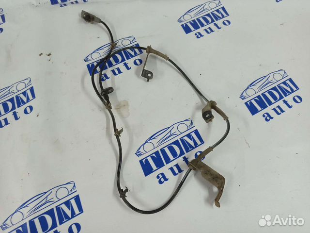 Датчик ABS задний правый Nissan Altima L32