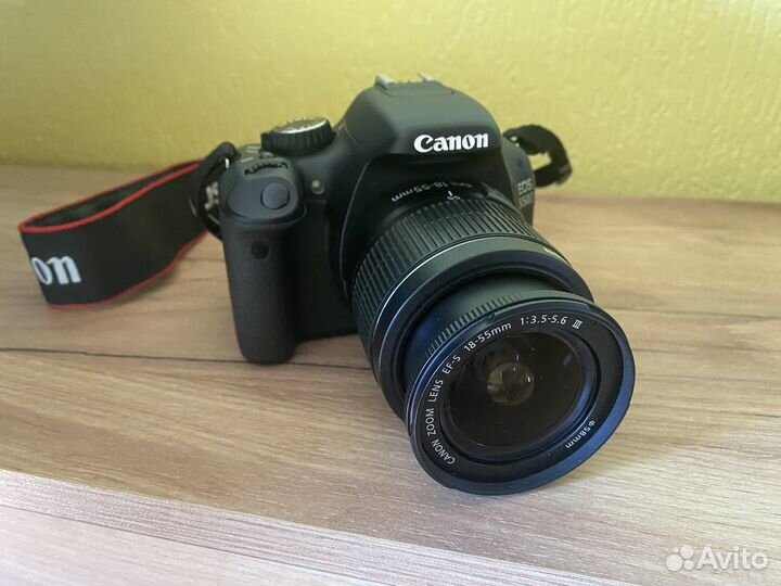 Зеркальный фотоаппарат canon 550d